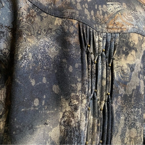 Coldwater Creek Dark Floral Denim Button up Jacket Long Sleeve size 8 - Picture 3 of 10